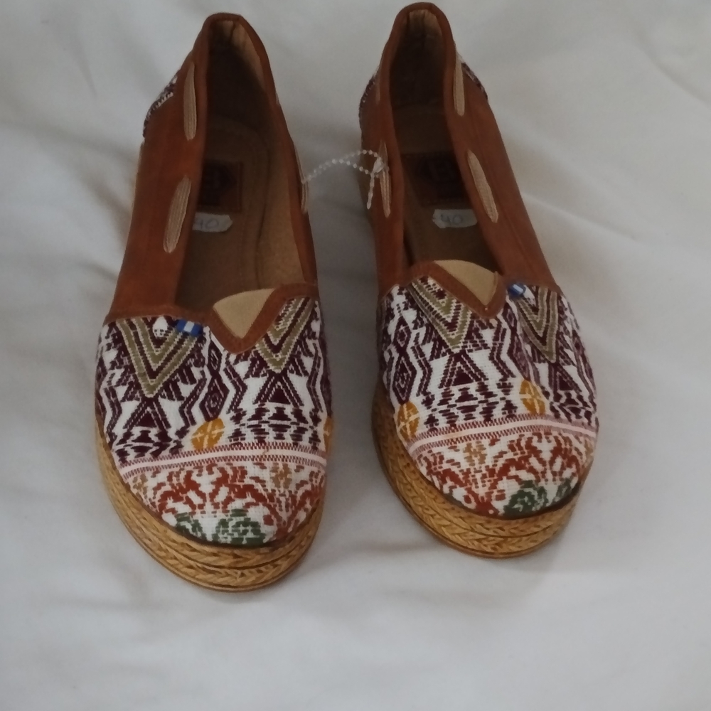 Blin Shoes Women 9/9.5 Multicolor Bohemian Patterned Espadrilles Aztec Versatile